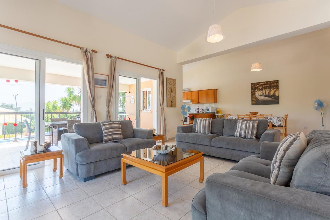 Villa Chrystalla Neo Chorio Eksteriør billede
